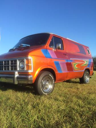 Illustration for article titled Shag Van Craigslist Find - NPoCP?